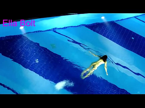 ❤️ මට නැරඹීම නැවැත්විය නොහැක, තරුණ රන්වන්තිය ELLA BOLT නිවාඩු නිකේතනයේ තටාකයේ නිරුවතින් පිහිනීමට හසු විය ️❌ ගුද අශ්ලීල si.com-milf-300.ru ❌️